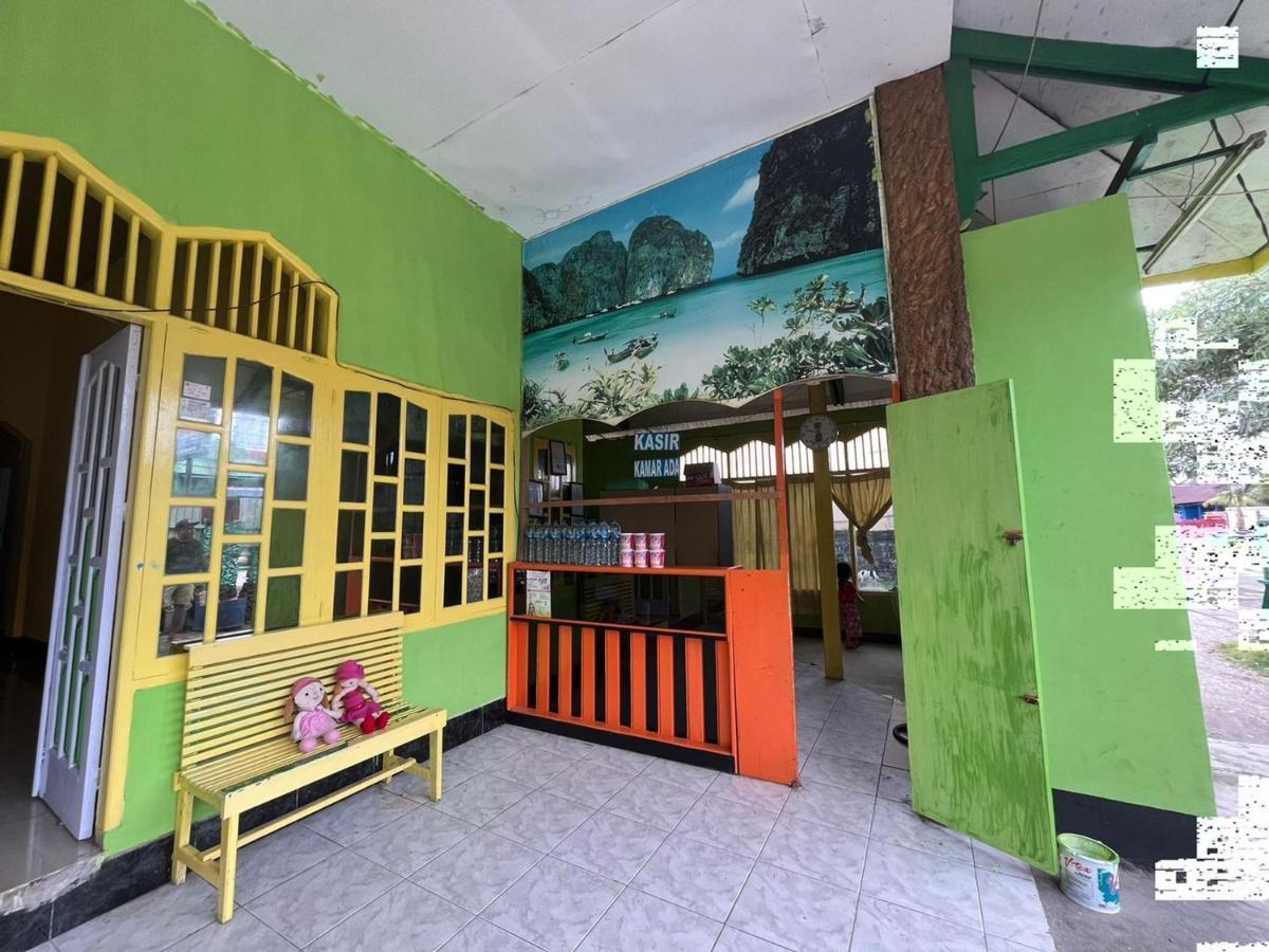 Hotel Malibu Baubau Bagian luar foto